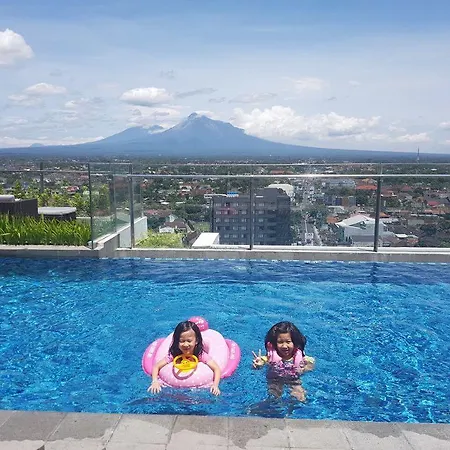 Apartemen Uttara The Icon Yogyakarta Exterior photo